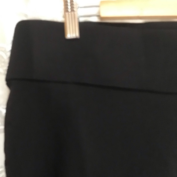 Torrid Black Pull On Pocketless Pants, Size 2 Torrid - Picture 3 of 7